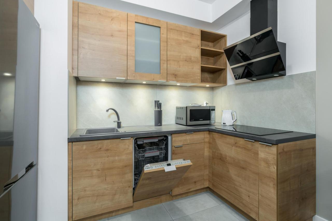 Apartament Black & White Mostowa By Renters Poznań Extérieur photo