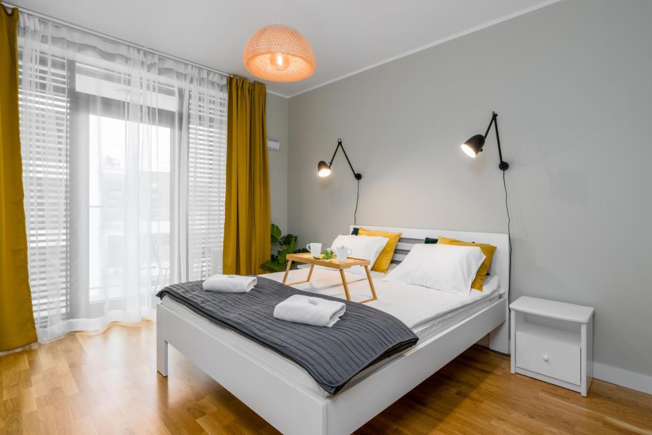 Apartament Black & White Mostowa By Renters Poznań Extérieur photo