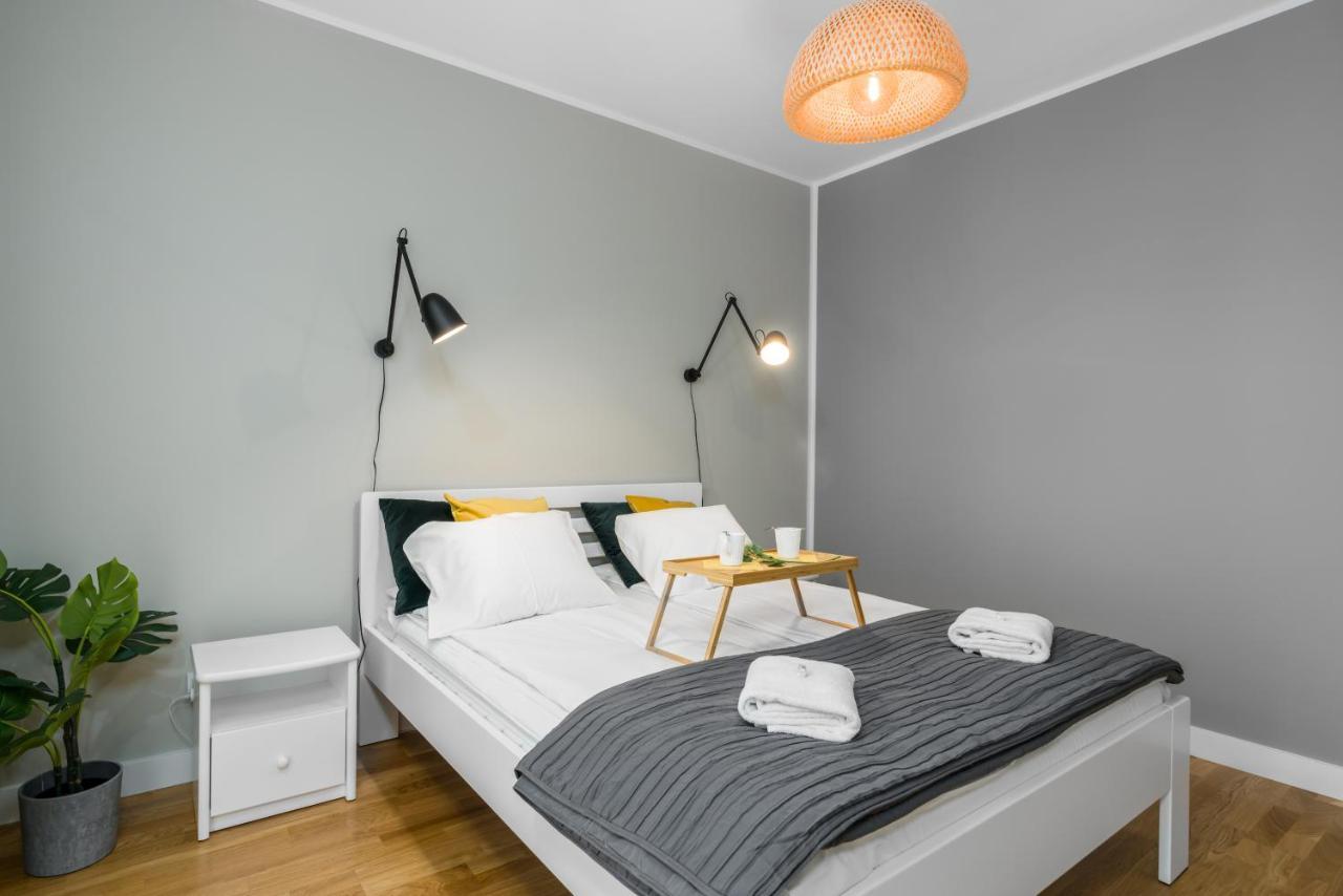 Apartament Black & White Mostowa By Renters Poznań Extérieur photo